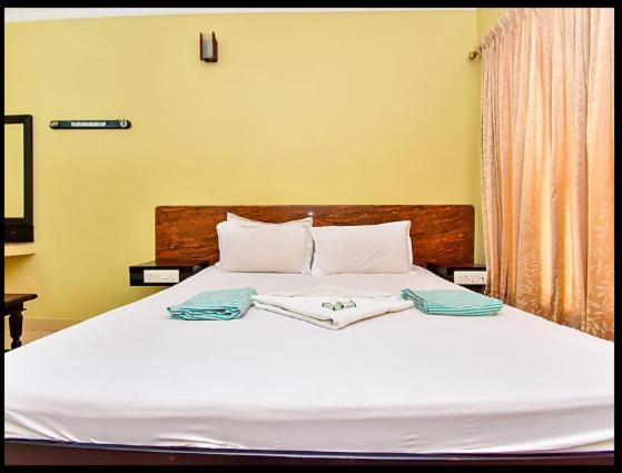 Hotel Srimaniya Kanjakumari Kültér fotó