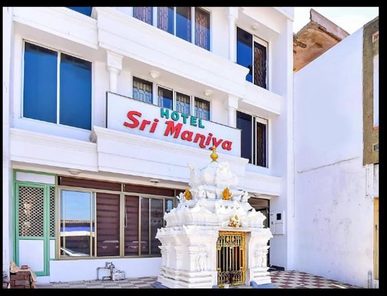 Hotel Srimaniya Kanjakumari Kültér fotó